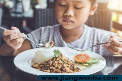 宝宝手上烫了个泡怎么处理 烫伤患者的饮食注意什么