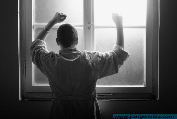 人在临死前，为啥会“回光返照”？临终前身体还有哪些表现？