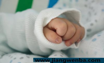 新生儿打嗝的原因 新生婴儿的治愈方法